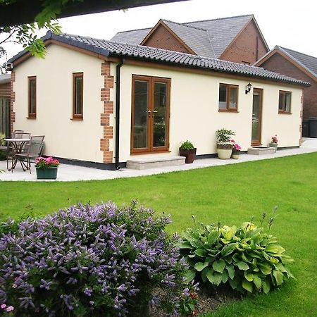 Coastal Garden Lodge Preesall المظهر الخارجي الصورة